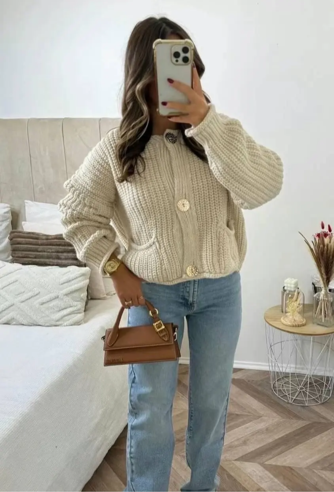 Cardigan con bottoni oro