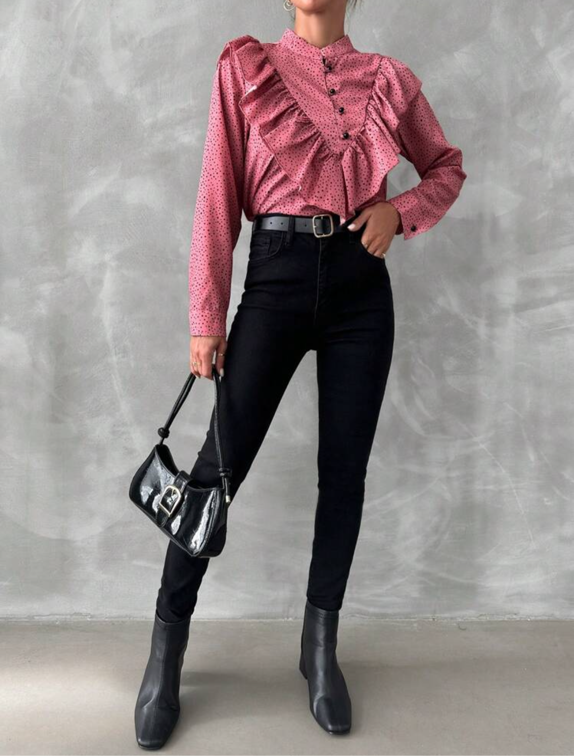 Camicia con bordo volant