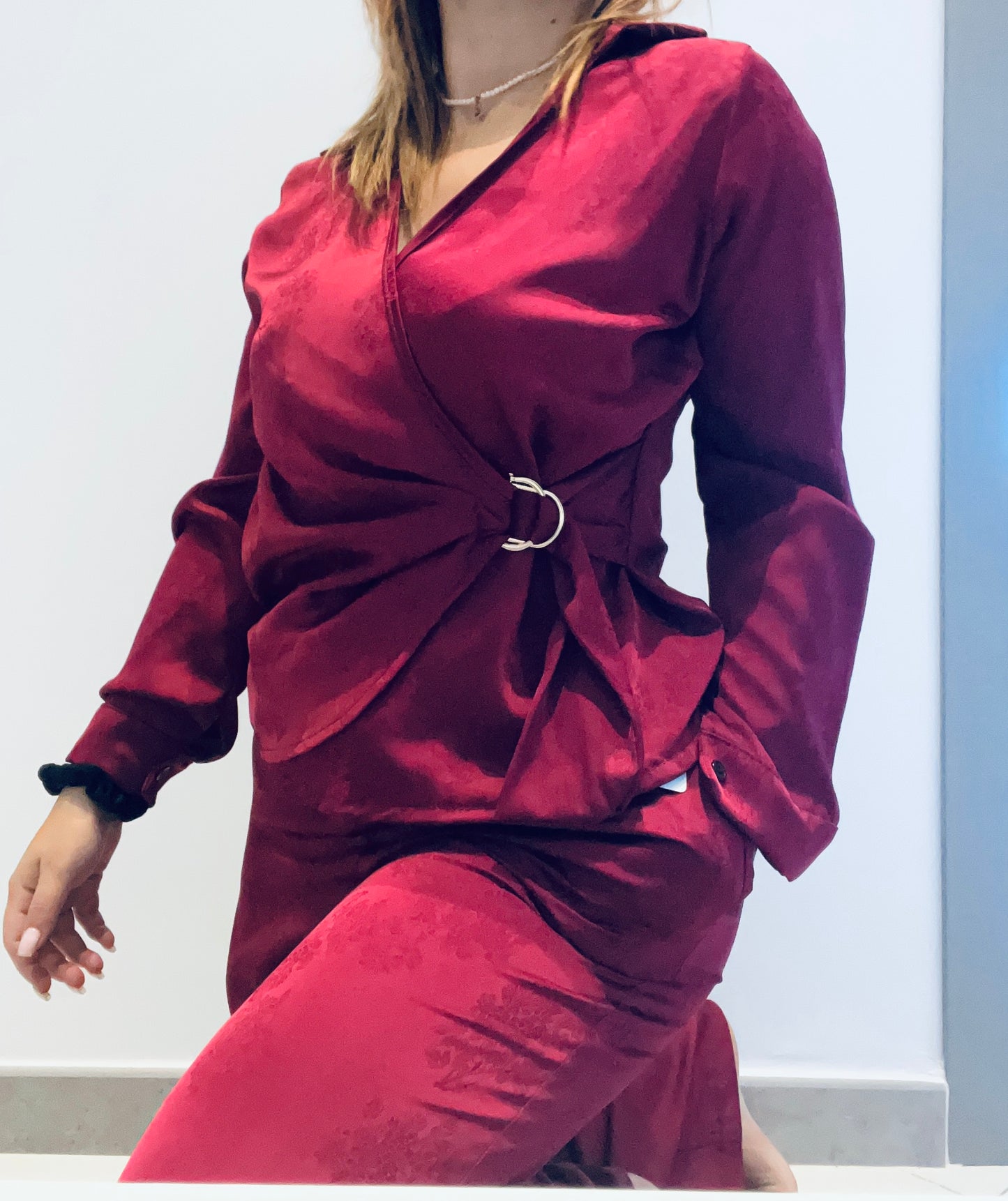 COMPLETO RASO BORDEAUX