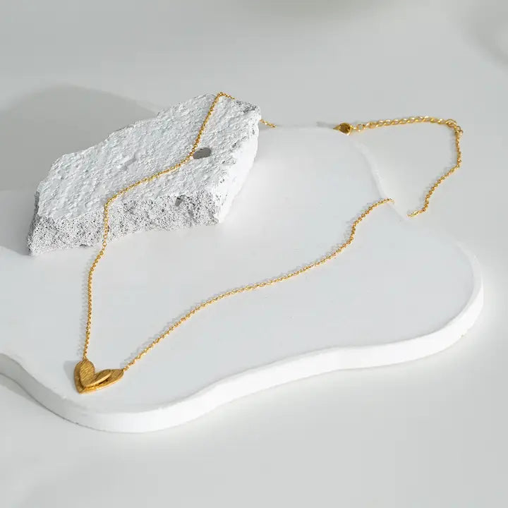 COLLANA CON PENDENTE CUORE